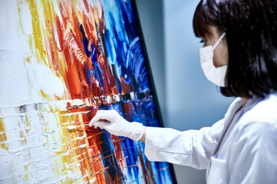 美術品の修復専門スタッフが常駐