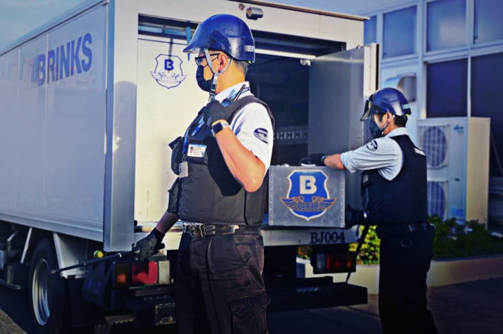 安心の警備体制付き輸送サービス